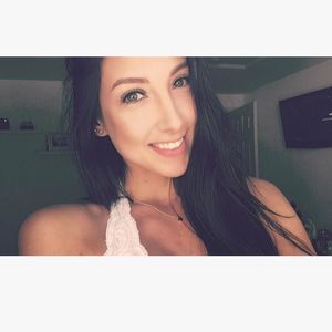 Meet your Posher, Brieona